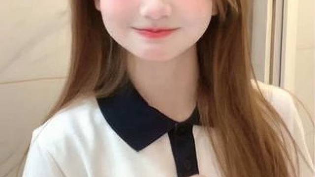 眼睛会遗忘的东西就让相机记录๑•͈ᴗ•͈♡#甜妹 #甜甜的手势舞