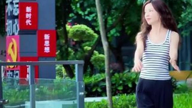 #这样的身材你喜欢吗 #街拍美女 #美不美你说了算 #夏天该有的样子 #越看越好看越看越喜欢