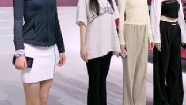 #模特美女 #车模 #邻家女孩 #时尚模特 甜美女孩 极品车模 寻找秀场上的美 走秀绝美场面 炸街女