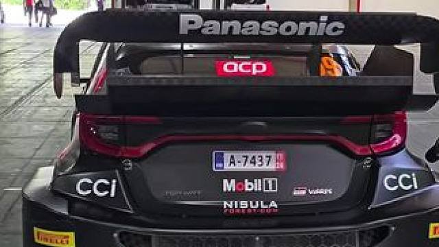 拉力赛赛前装车现场，近距离欣赏罗万佩拉价值百万的专属座驾#丰田雅力士gr