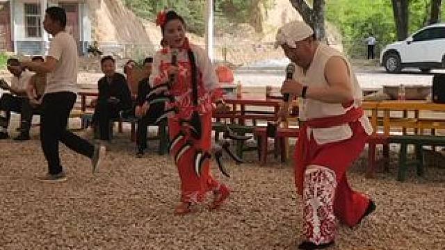 眉户二人转《十二把镰刀》