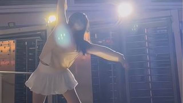 #爱乐之城独舞挑战#爱乐之城 #户外舞蹈 #逆光