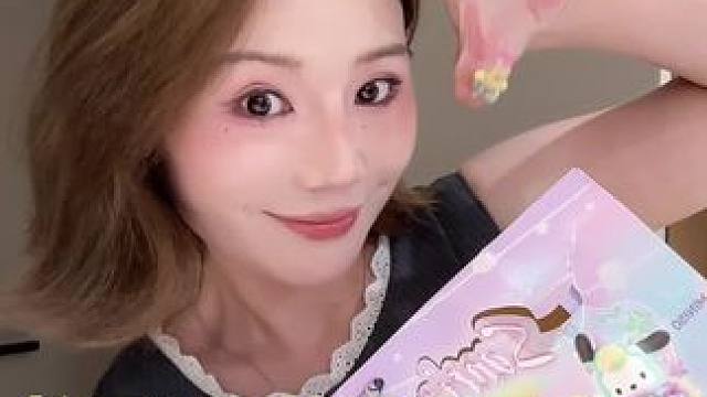 7位美甲师开盲盒！开到哪个做哪个美甲！ #名创优品 #名创优品盲盒 #三丽鸥幻乐园系列盲盒