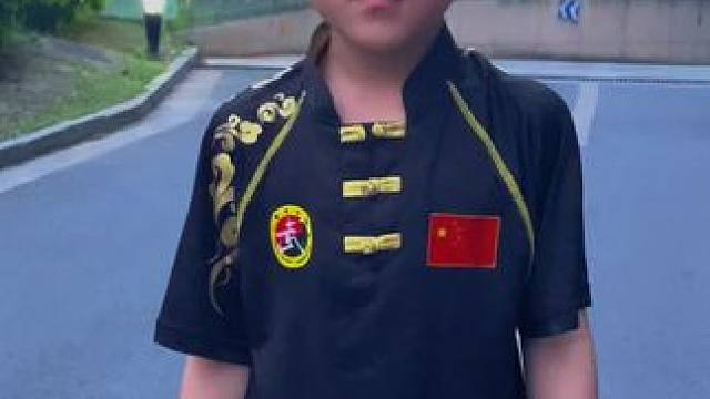 #酷酷的小孩哥 #这才是小伙子应该有的精神