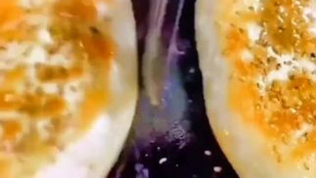 给大家分享大人小孩爱吃的锅贴饼干，赶紧做起来试试吧#懒人美食教学 #锅贴的家常做法 #学会快去试试吧