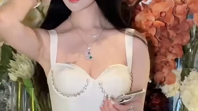 新人报道，多多关照