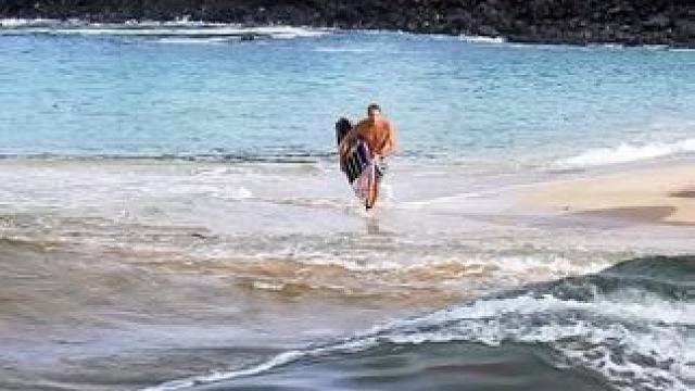 自由和青春一样无价 #好好爱自己吧其他的都随风 #冲浪 #这个夏天浪起来 #玩的就是心跳 #夏天该有