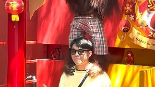 #国外视频分享 #猴子成精 #泰国网红猩猩