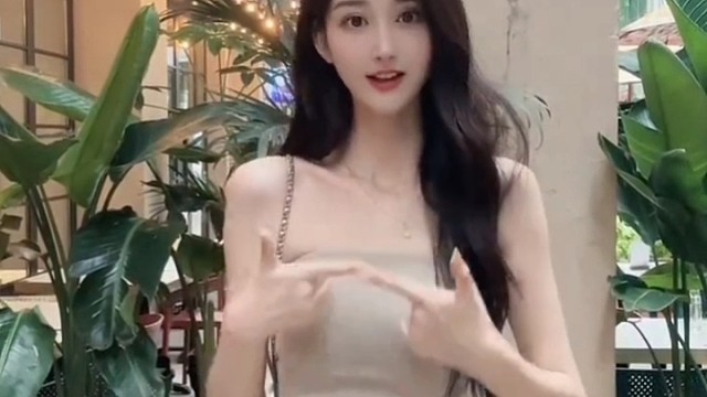 不说永远，在每个瞬间。