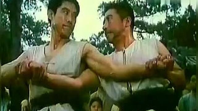 下载西瓜视频，免费观看精彩后续/精彩海量免费短剧免费看！... #因为一个片段看了整部剧