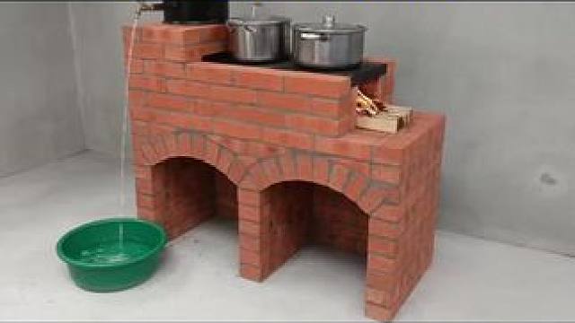 红砖脑洞大开的创意 红砖脑洞大开的创意#手工diy #手工 #制作过程 #柴火灶制作
