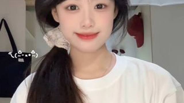 大家520快乐呀~#甜甜的手势舞 #想把自己放进冰箱呆上一天