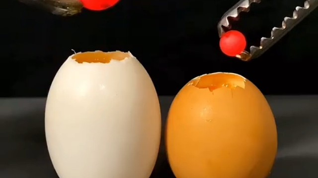 八百度铁球煮鸡蛋