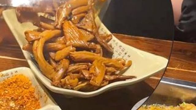 香香辣辣，爱吃鸭肠的直接冲！#好吃到停不下来#鸭脆肠#解馋