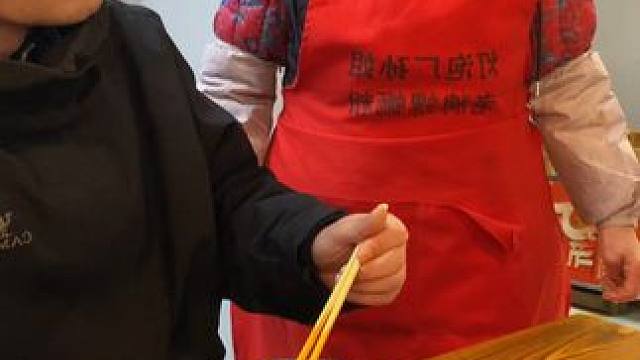 辣椒不要钱，就拼命加？#螺蛳粉