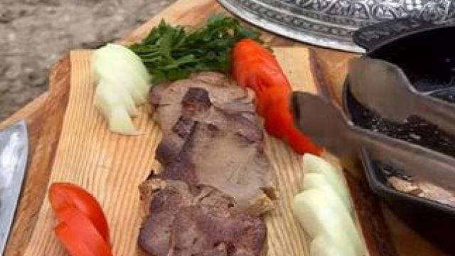 #户外美食制作 #海外美食 #野炊 #深夜放毒