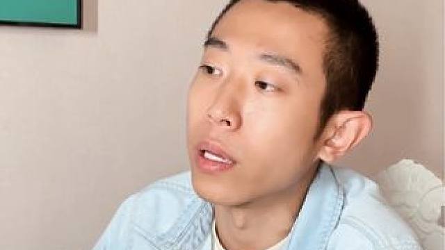 就小老头这点智商还想糊弄我们…那不得陪他好好演场戏