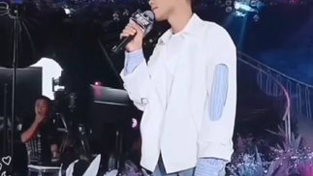 歌曲：那个女孩。 
四公子.高潮版。