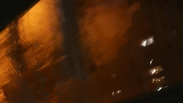 很想让车就这样一直开，开出这个世界