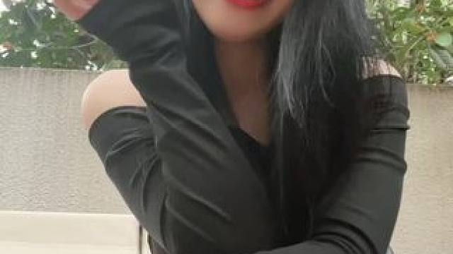 累了可以休息，但跟放弃没关系。虽无登顶可能，也无法退缩，只能勇往直前。#自由的灵魂眼里带着风