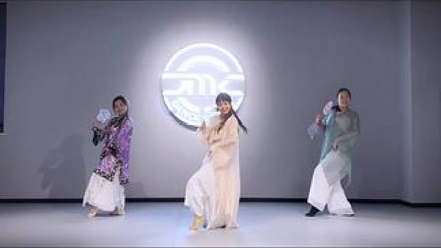 这支编舞也太阔爱啦～#同簮 #庆容编舞 #国风爵士 #一学就会系列 #古风爵士