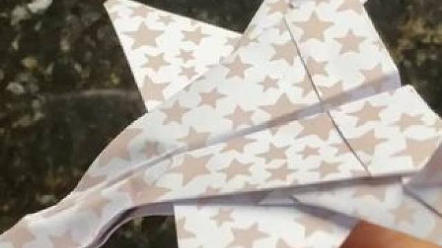 手工折纸飞机教程。 #折纸飞机 #折纸 #折纸教程 #手工折纸 #创意手工折纸 #折纸玩具 #幼儿手