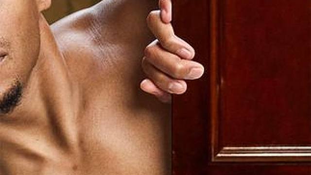 新郎意外陷入循环时空，一天结了数百次婚#电影解说