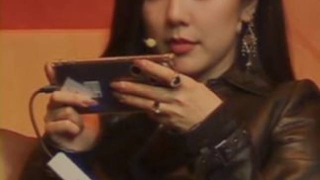 #晶核 #赵奕欢 #dnf #游戏日常 赵奕欢也来晶核手游啦，她真的是太漂亮了，这一次我是真的喜欢！