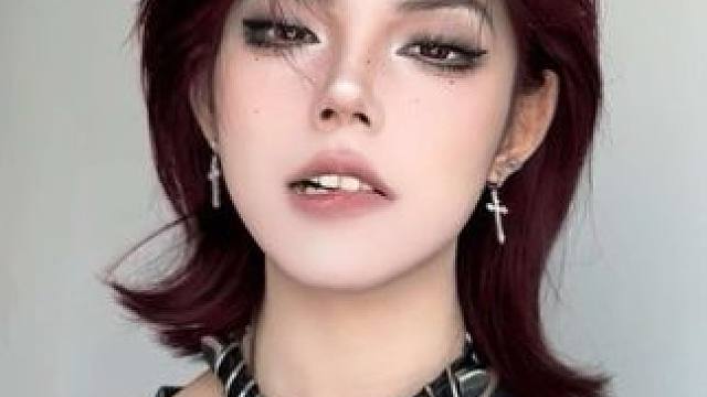 手机爹不会无缘无故让你刷到我
#斩女 #妆前妆后 #普通人化妆 #陈乐 #妆教