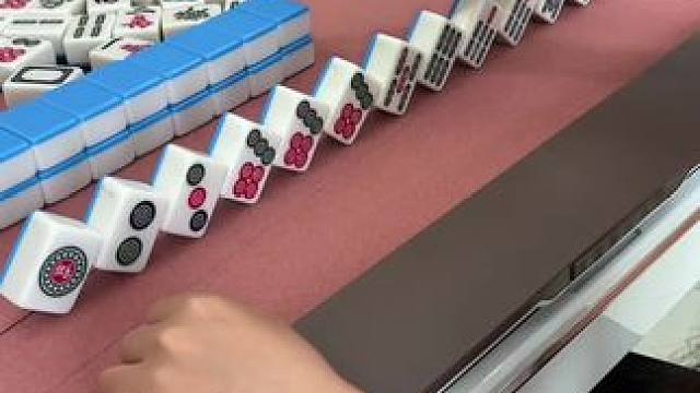 打麻将耍酷新技能！ #富豪麻将  #麻将