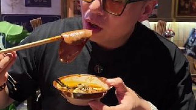 重庆排队王萍姐老火锅又上活动了#好店推荐 #这店环境太好了 #萍姐火锅