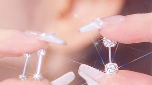 夏日精选满天星耳钉，单戴叠戴都好看，轻奢闪亮有质感，洗澡睡着也不用脱下#美出高级感 #仙女必备 #满