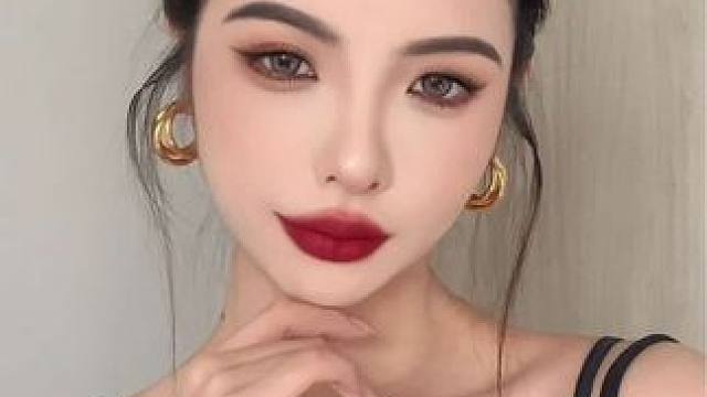 从此化妆包里多了一个发际线泥 #发际线 #发际线泥#一物多用