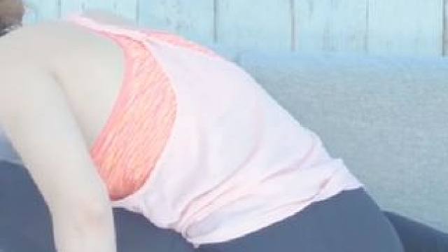 #正常瑜伽体式动作无不良引导#跟着美女学瑜伽