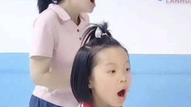 看看小朋友如何一个人演绎两种声音#幼少儿口才#小老鼠吃辣椒