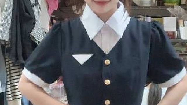 今天下雨了唉️ #女大学生 #fyp #养火花 #手势舞