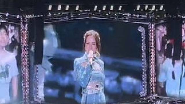 还好周末又可以见咯#邓紫棋 #gem邓紫棋 #万人合唱 #邓紫棋成都演唱会 #live