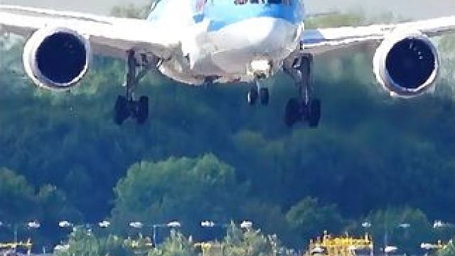 迎风备降的客机会怎么样？#飞机