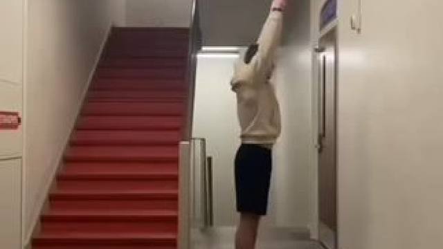 夏天吃爆辣火锅有多过瘾~