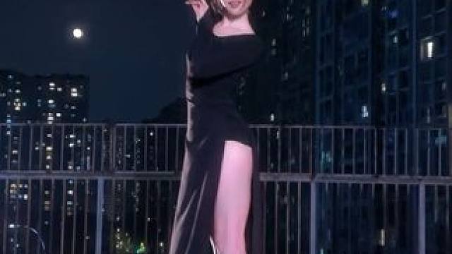 #舞蹈 #控腿 “走不出 看不破”