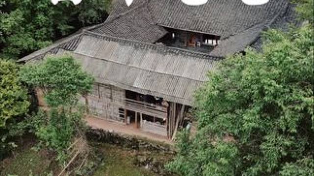 都江堰百年老宅，你会喜欢这样的老宅吗？#中式四合院 #农村小院 #农村生活 #乡村振兴 #亨哥旧房改