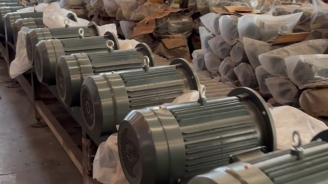 小事见格局，细节见人品，世间本无事，一切在人心