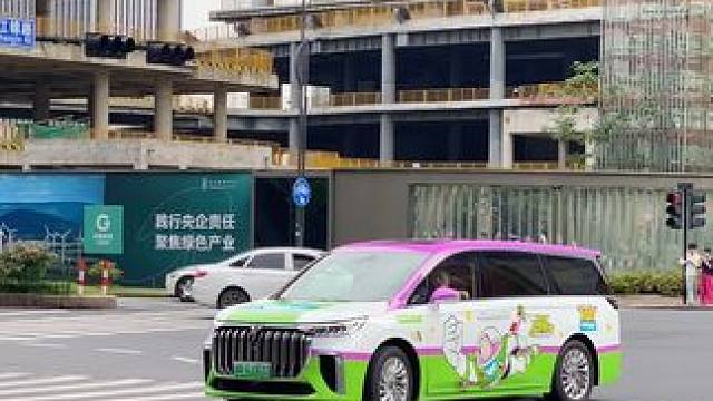 还别说，贴了巴士光年的岚图梦想家，还是非常有个性的#岚图梦想家 #巴士光年 #汽车改色贴膜