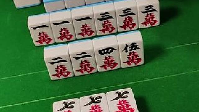 四万能胡吗？#富豪麻将 #麻将麻将抖起来 #炸胡 #麻将攻略