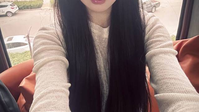 他们起哄声好大我还以为你也喜欢我