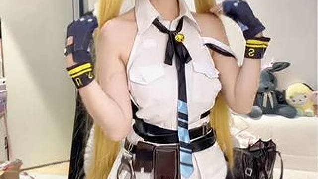 金毛才不是败犬！ #二次元 #浅跳一下 #打腿扭