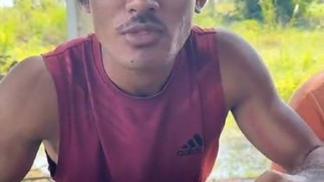 今天天气不错烤鸡 #地方特色美食 #户外野炊 #户外烤鸡 #户外美食 #野外美食