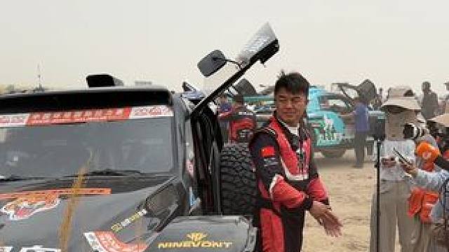 #环塔拉力赛 SS7赛段，第二辆硬虎赛车冲刺#跟着环塔看新疆 #硬虎赛车#硬虎evo3