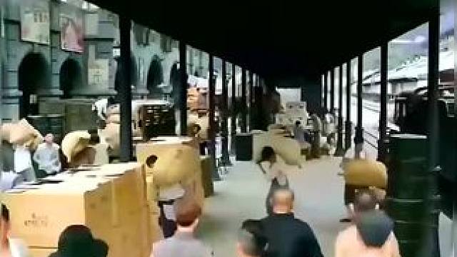 下载《西瓜视频》，免费观看精彩后续/精彩海量免费短剧免费看！ #因为一个片段看了整部剧