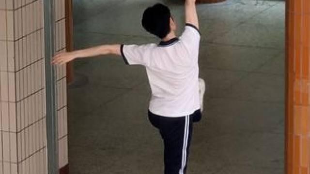 课间活动时间从不缺舞者 #男高 #苏公堤 #古典舞
